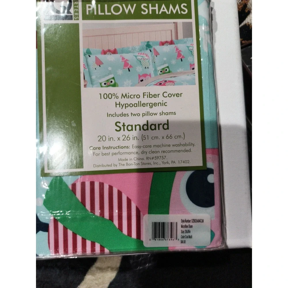 Living Quarters 2 Pillow Shams Cool Multi Standard NIP 20x26